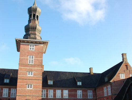 Schloss vor Husum. Hier finden Vernstaltungen der DAG Husum statt